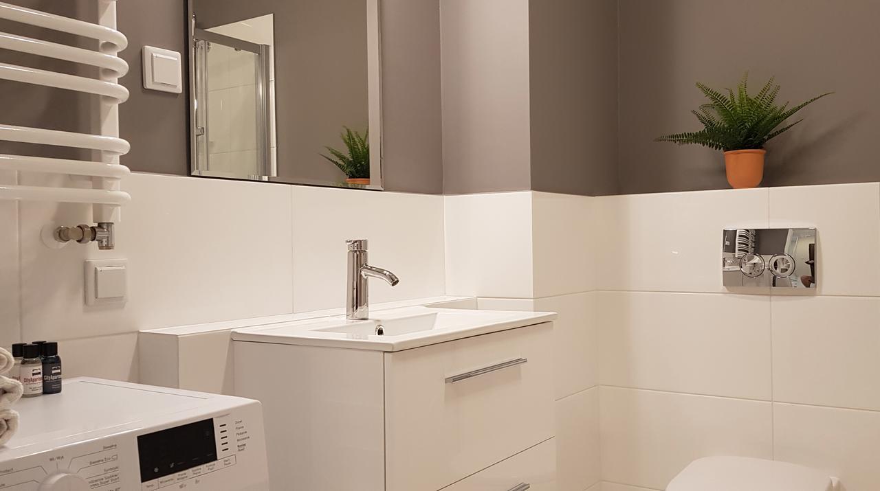 City Apartments Centrum วอร์ซอ ภายนอก รูปภาพ